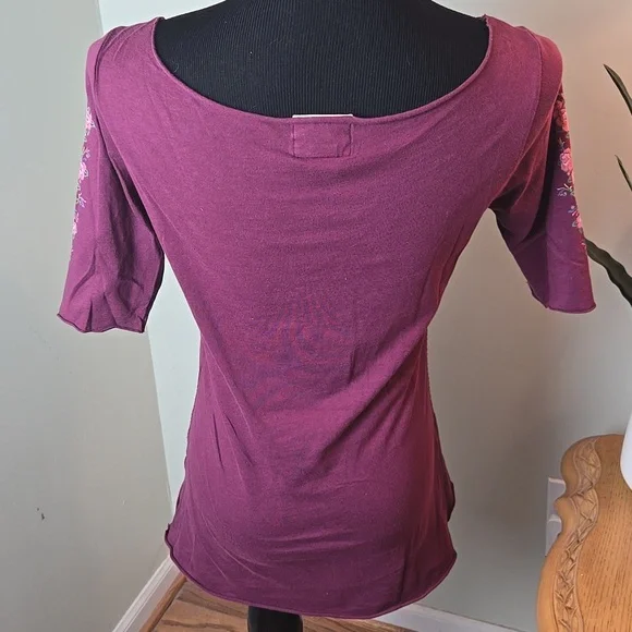 Vtg Y2k Lucky Brand Embroidered Purple Top - Picture 2 of 5